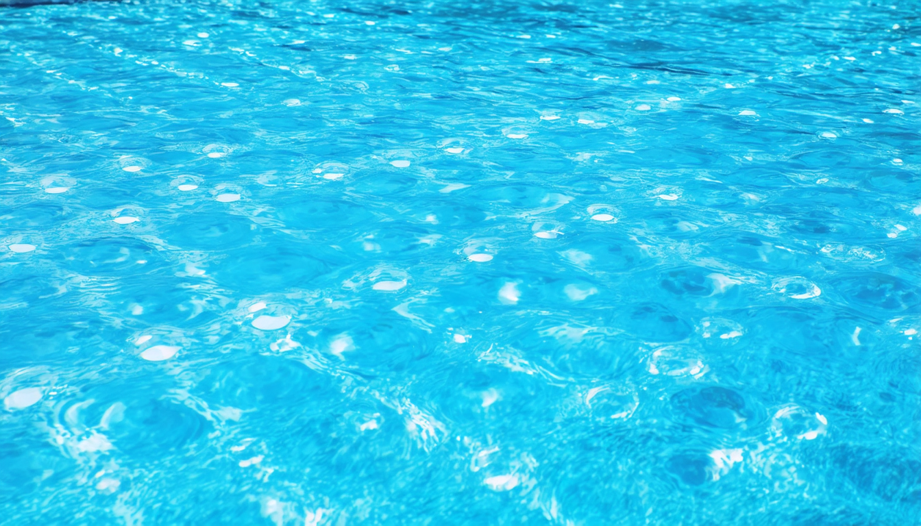 découvrez s'il est recommandé de laisser une bâche à bulles sur votre piscine durant la journée, ainsi que les avantages et inconvénients pour la température et la propreté de l'eau.